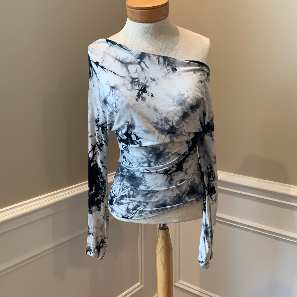 Sans Souci Tie-dye Off Shoulder Top
